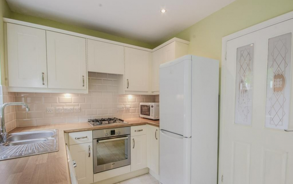 1 Bedroom Bedrooms, ,Flat / Apartment,For Rent,1015